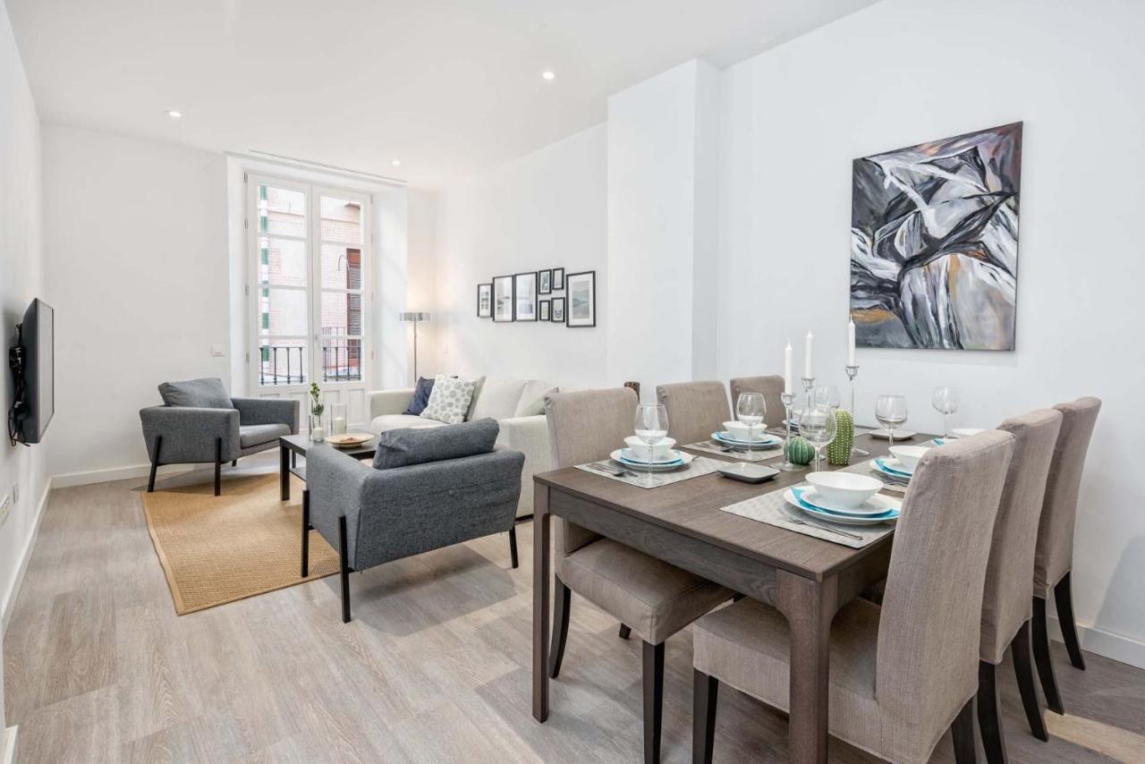 Merced Suites In Malaga By Solaga Holiday Homes エクステリア 写真