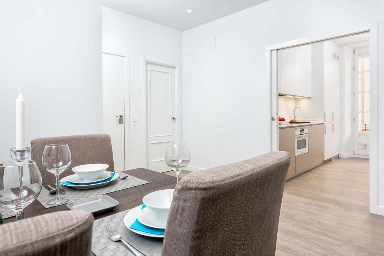 Merced Suites In Malaga By Solaga Holiday Homes エクステリア 写真