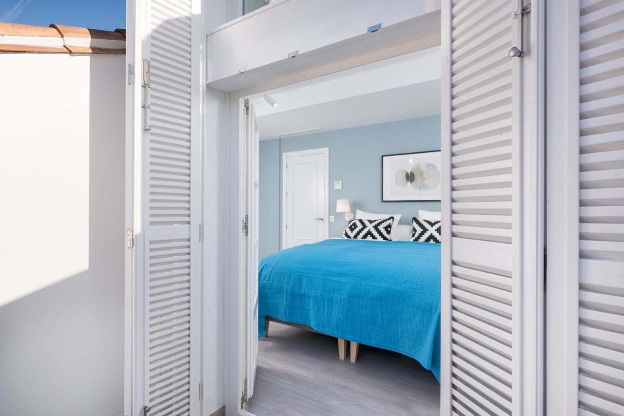 Merced Suites In Malaga By Solaga Holiday Homes エクステリア 写真
