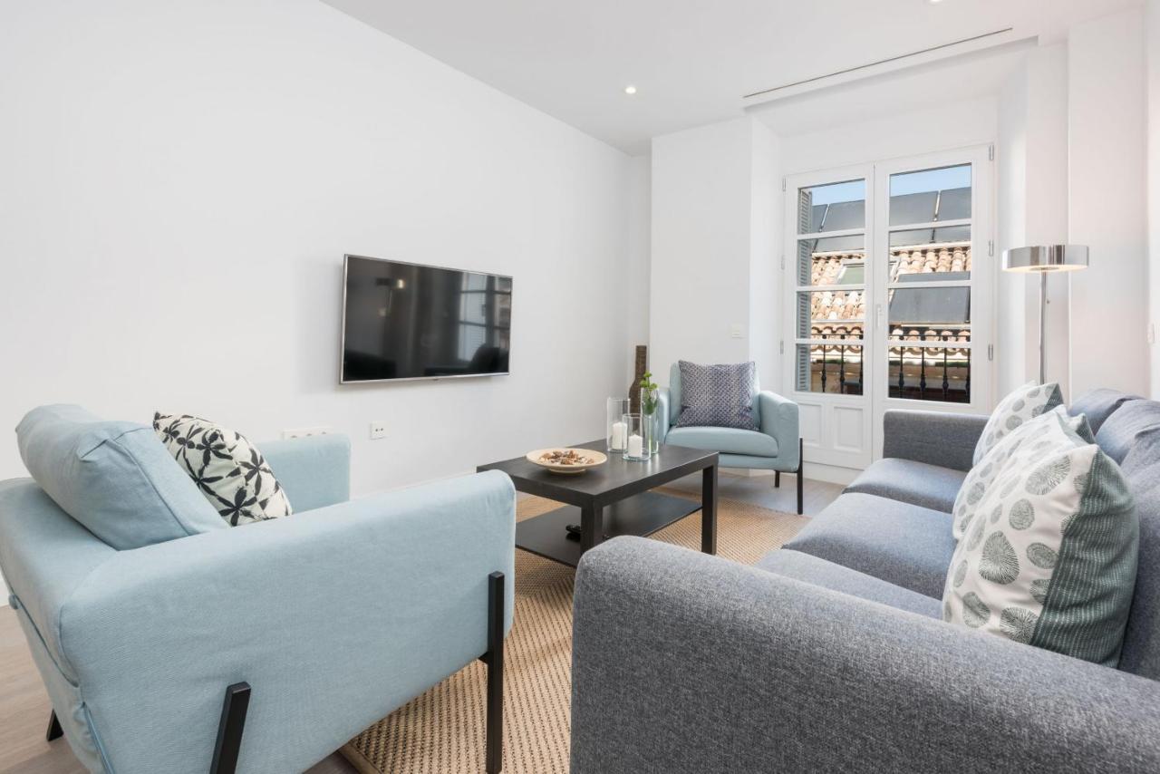 Merced Suites In Malaga By Solaga Holiday Homes エクステリア 写真