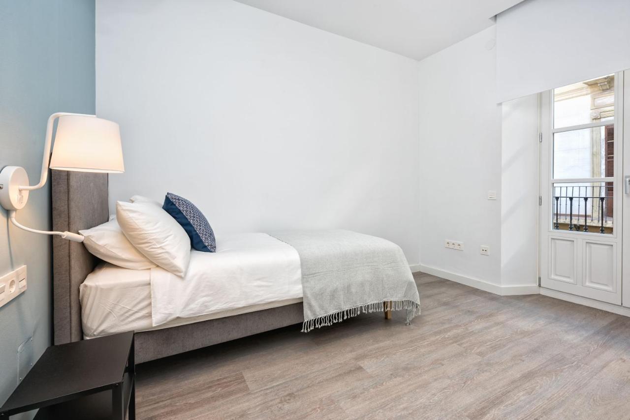 Merced Suites In Malaga By Solaga Holiday Homes エクステリア 写真