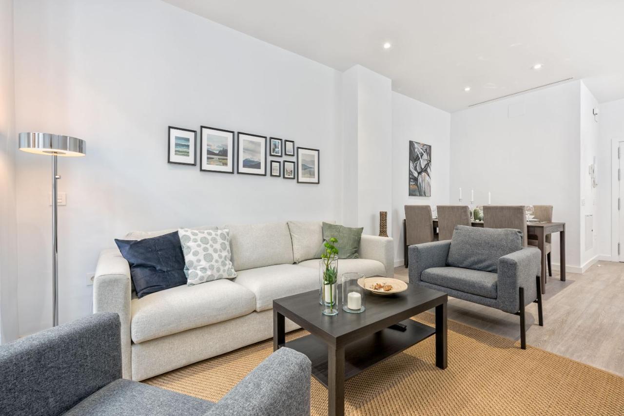 Merced Suites In Malaga By Solaga Holiday Homes エクステリア 写真
