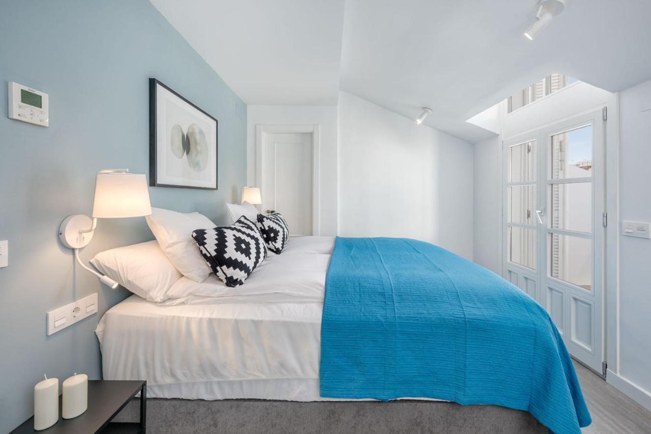 Merced Suites In Malaga By Solaga Holiday Homes エクステリア 写真